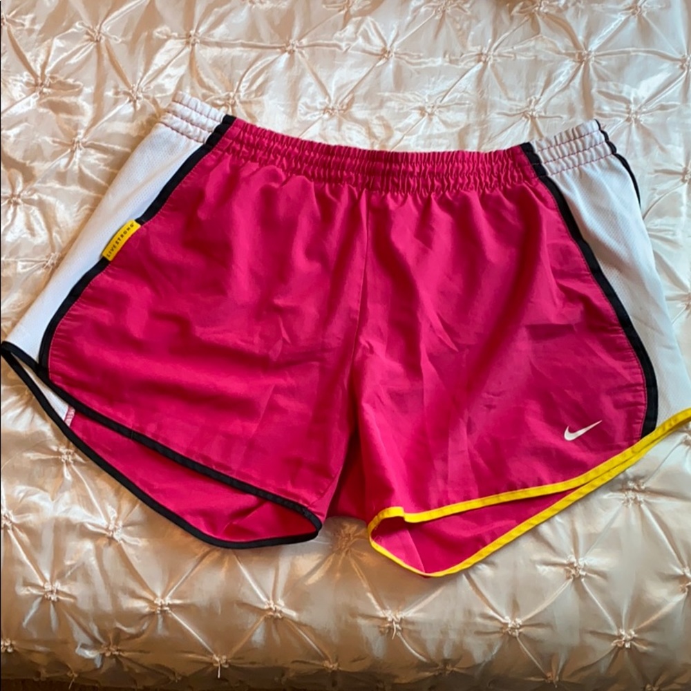Nike Running Shorts with Livestrong :: Size M
